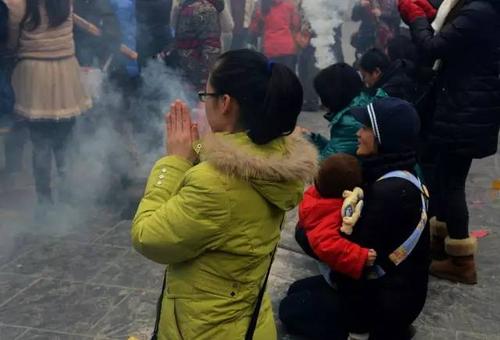 北京烧香祈福哪儿最灵来这些地方就对了